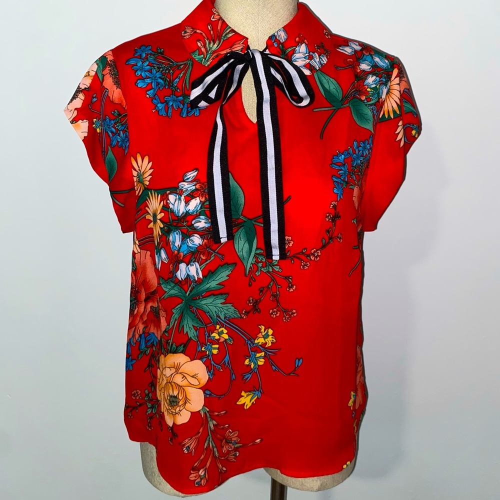 💛 Floral Bow Blouse